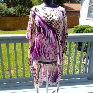 Lightweight Summer Top Hi-Low, Size Small/Large, Color Cream, Tan, Purple.